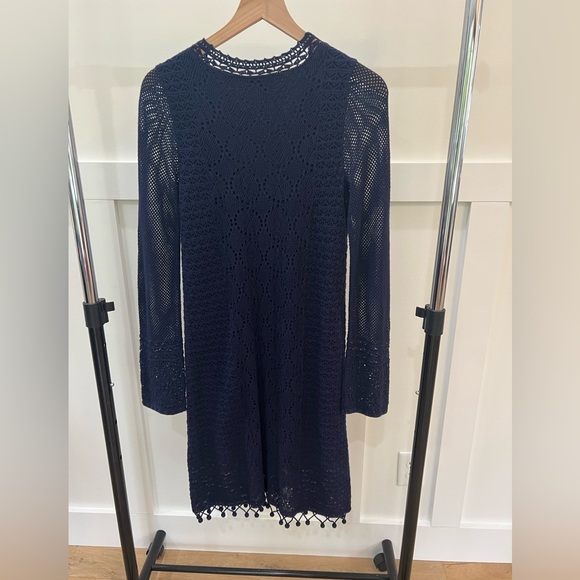 Lily Pulitzer Navy dress with Liner - Picture 2 of 12